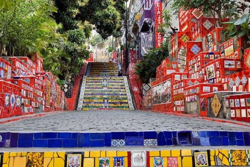 Escaleras decoradas son declaradas patrimonio de Rio de Janeiro