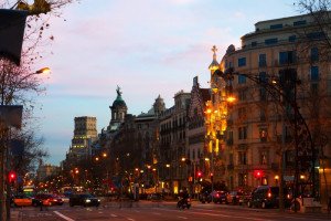 Barcelona perdonará multas a pisos turísticos ilegales si se ofrecen como viviendas sociales