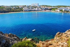 Los hoteleros de Baleares denuncian que la tasa turística sería discriminatoria para la oferta legal