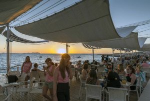 Los hoteleros de Ibiza alertan del descenso de los mercados alemán y nórdico