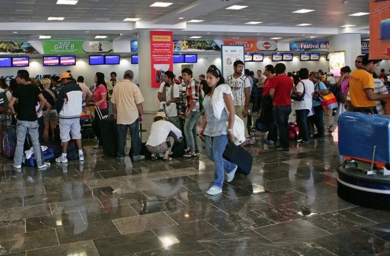 El flujo internacional creció más que el tráfico doméstico en el aeropuerto de Cancún.