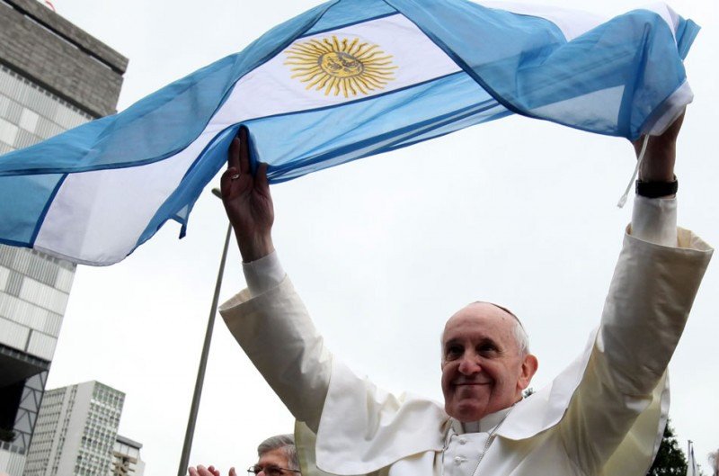 El Papa Francisco visitaría Argentina en 2017.