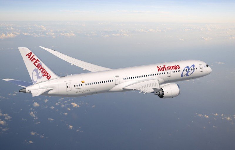 Air Europa volará entre Madrid y Bogotá en sus nuevos Boeing 787, que reducen el viaje en una hora. 
