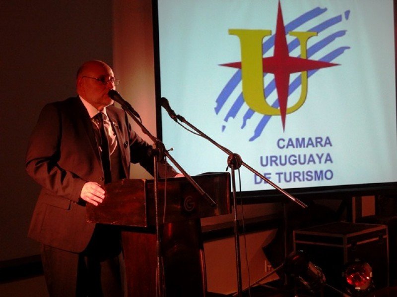 Juan Martínez, presidente de la Cámara Uruguaya de Turismo, anfitrión de la noche.