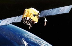 China pone en órbita tres satélites para el seguimiento de aviones 