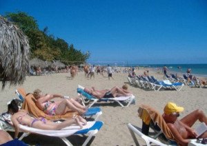 Turismo e inversión extranjera aportan a República Dominicana unos US$10.017 millones