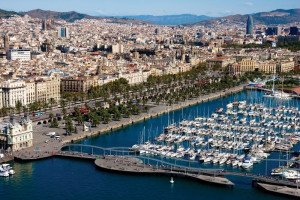Barcelona abrirá su puerto pesquero y náutico al turismo