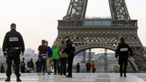 Atentados en París: pocas cancelaciones, la incógnita son las nuevas reservas