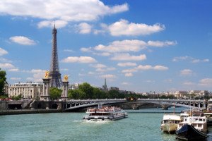 Cae hasta un 50% la clientela de restaurantes y hoteles de París