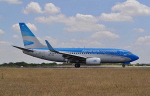Aerolíneas Argentinas reduce su déficit operativo casi 66% en nueve meses