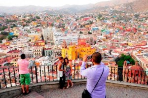 México cerrará el 2015 con US$ 18.000 millones por turismo