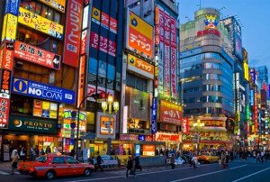 Japón lleva a 30 millones su objetivo de turistas para 2020