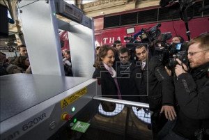 Francia instala arcos de seguridad en su red ferroviaria