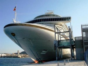 Más de 40.000 cruceristas certificarán como zona de gran afluencia turística en la Comunidad Valenciana