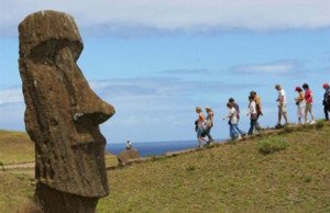 Recién en febrero de 2022 volverán los turistas a la Isla de Pascua