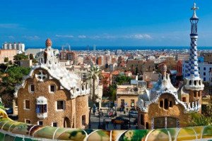Barcelona establecerá una regulación específica por zonas de los alojamientos turísticos