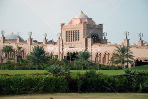 España abrirá oficina de turismo en Abu Dhabi