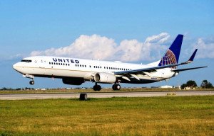 United Airlines ganó casi siete veces más en 2015