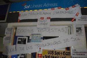 Piden que trabajadores de SOL sean tomados por Aerolíneas Argentinas y LAN