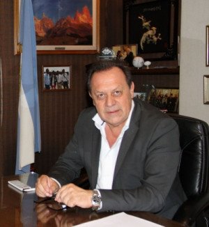 Santos reiteró la intención de “duplicar los vuelos de cabotaje” en Argentina