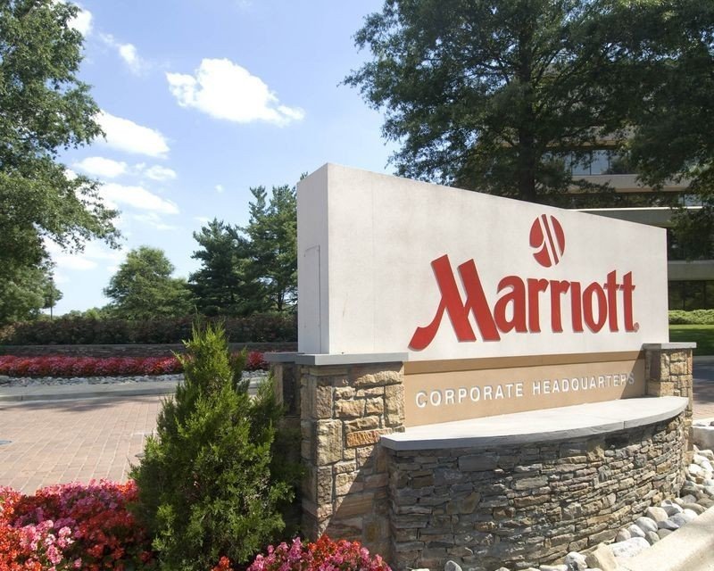 Marriott analiza la situación, tras ser informada por Starwood de que da marcha atrás en el acuerdo de fusión.