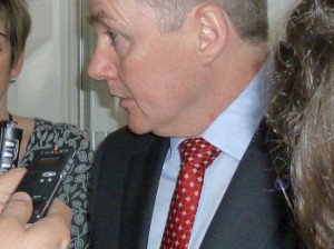 Willie Walsh ganó 8,87 M € en 2015 como CEO de IAG    