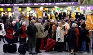 Los aeropuertos españoles gestionarán 7,7 M de pasajeros en Semana Santa 