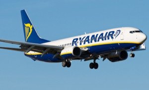 Ryanair presenta un ERE de reducción de jornada en Girona