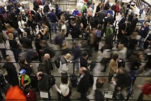 Aeropuertos de EEUU se quejan de que seguridad enlentece trámites
