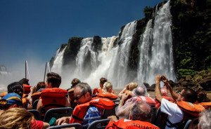 Cataratas del Iguazú y Mar del Plata lideran las elecciones para Semana Santa