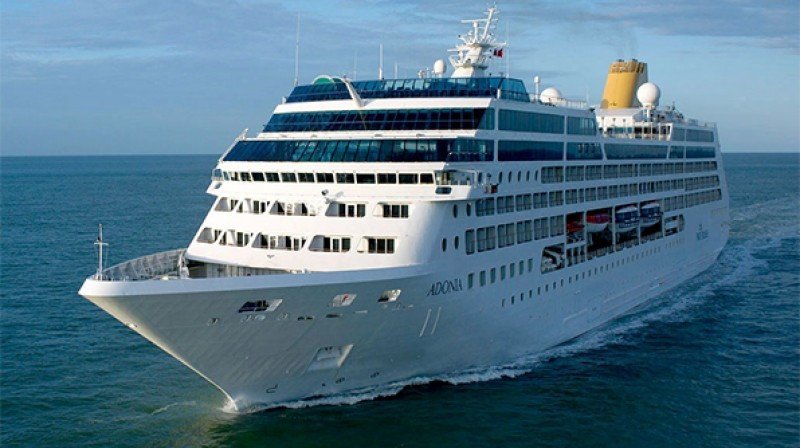 El Adonia es el barco que cumplirá los circuitos de Miami a Cuba.