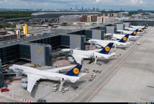 Masiva cancelación de vuelos de Lufthansa por una huelga de funcionarios