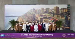 Ministros de turismo de APEC estudian en Perú facilitar viajes entre sus países