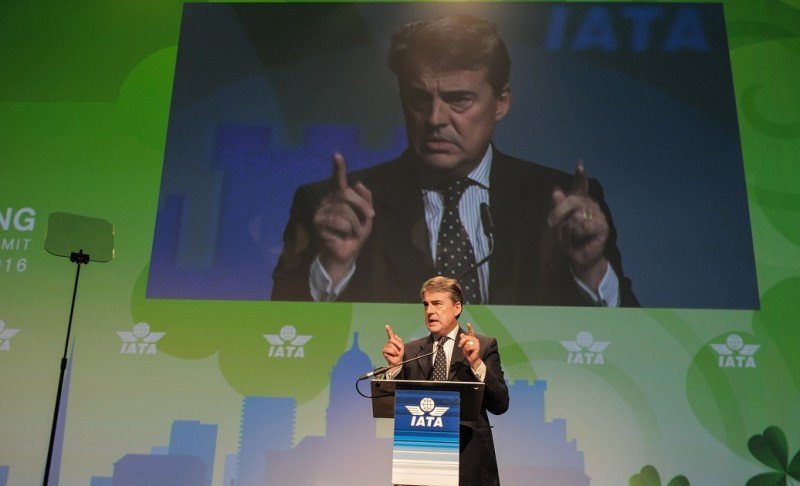 Alexandre de Juniac ha sido ratificado como director general y CEO de IATA.


