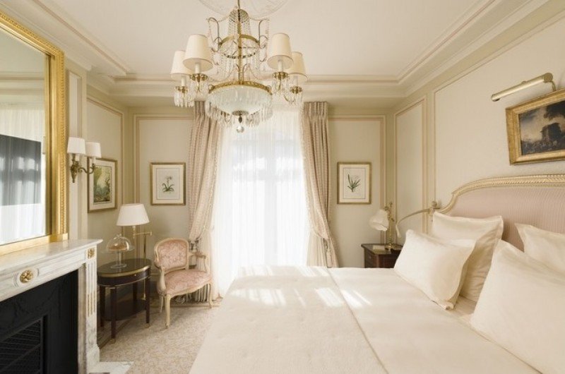 El Ritz de París reabre tras cuatro años de reforma y 140 M €