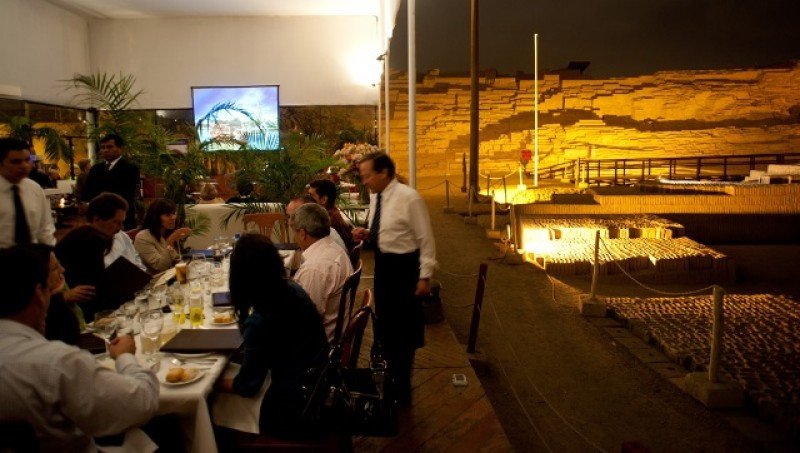 Restaurante La Huaca en la Huaca Pucllana, Miraflores, Lima. Foto: Promperú.
