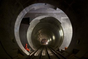 El túnel más largo y profundo del mundo une el norte y el sur de Europa