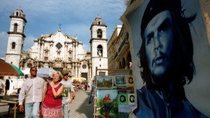 Aumentó 12% la llegada de turistas a Cuba este año