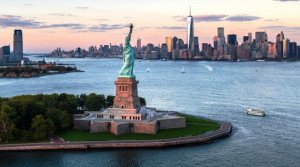 Nueva York presenta los barcos que ofrecerán su nuevo servicio de ferris