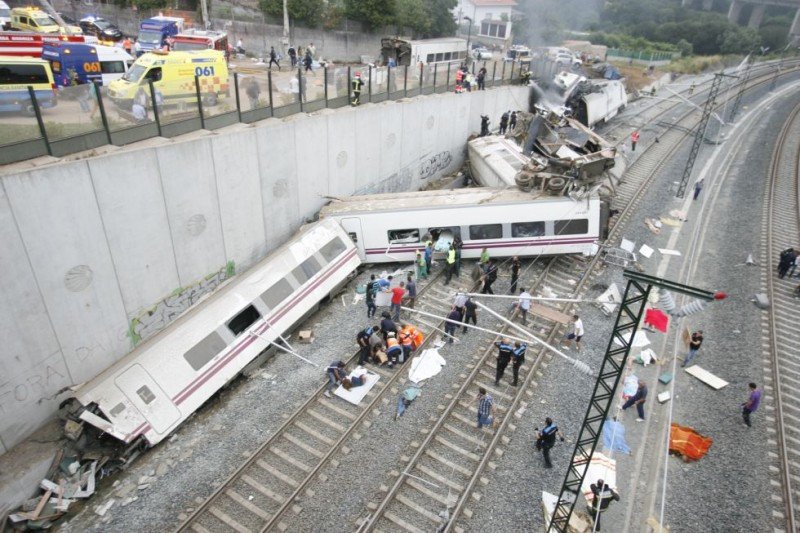 La investigación del accidente de tren en Santiago no fue independiente 