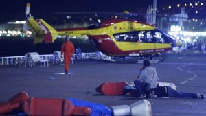 Al menos 84 muertos en un atentado en Niza