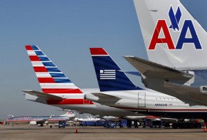 American Airlines reduce sus beneficios casi un 40% en el primer semestre