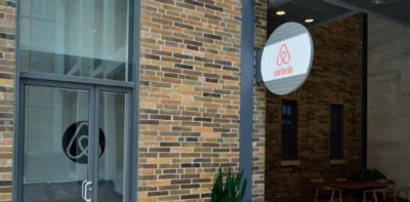 Hoteleros de Colombia piden igualdad de condiciones para competir con Airbnb