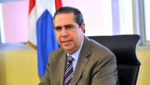 República Dominicana: ratifican al ministro de Turismo para segundo mandato