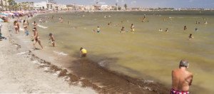 Situación crítica para el turismo en el Mar Menor por la contaminación