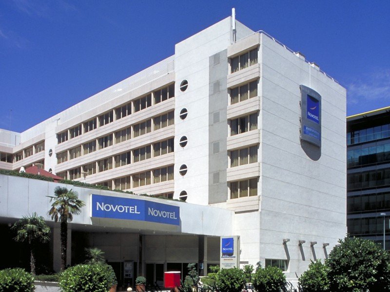 El Novotel Madrid Campo de las Naciones (en la imagen) se encuentra al lado del Pullman Madrid Aeropuerto and Feria y comparten directora, Arantxa Fernández.