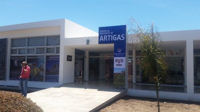 Centro de Visitantes de la ciudad de Artigas.