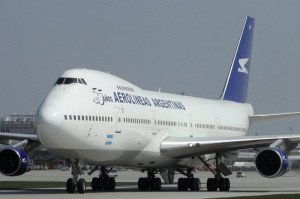 Aerolíneas Argentinas cancelará varios vuelos a Venezuela por seguridad