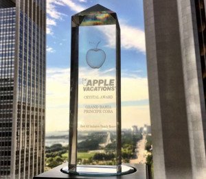 Bahía Príncipe recibe nueve premios de Apple Vacations 