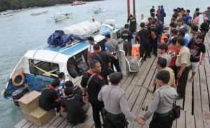 Muere una turista española tras el incendio en un ferry en Bali